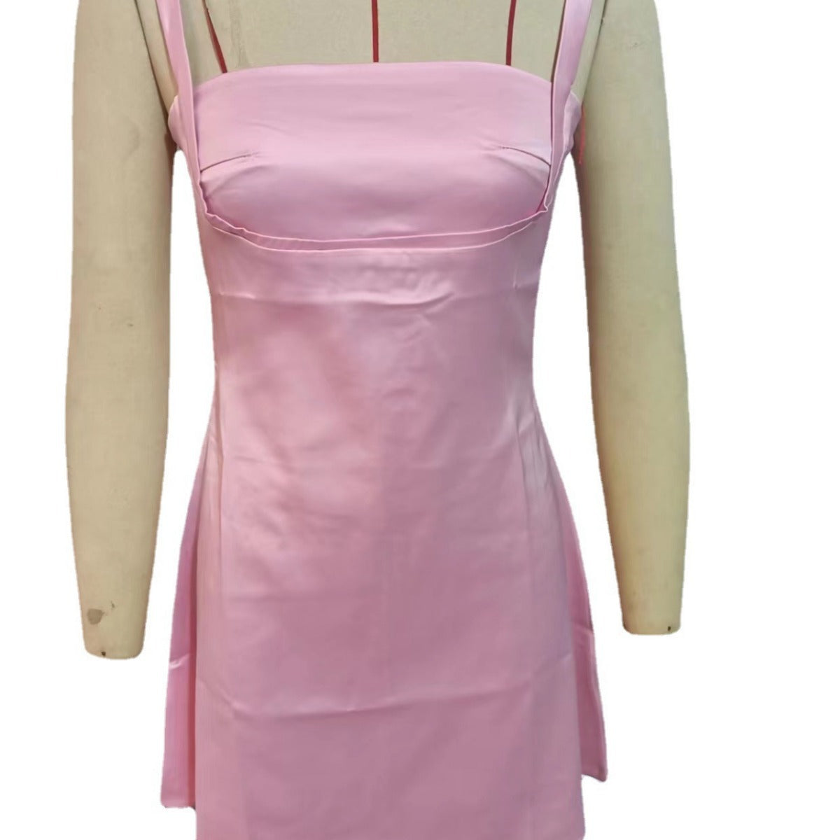 Satin With Suspenders Is Hollowed Out With Bare Back